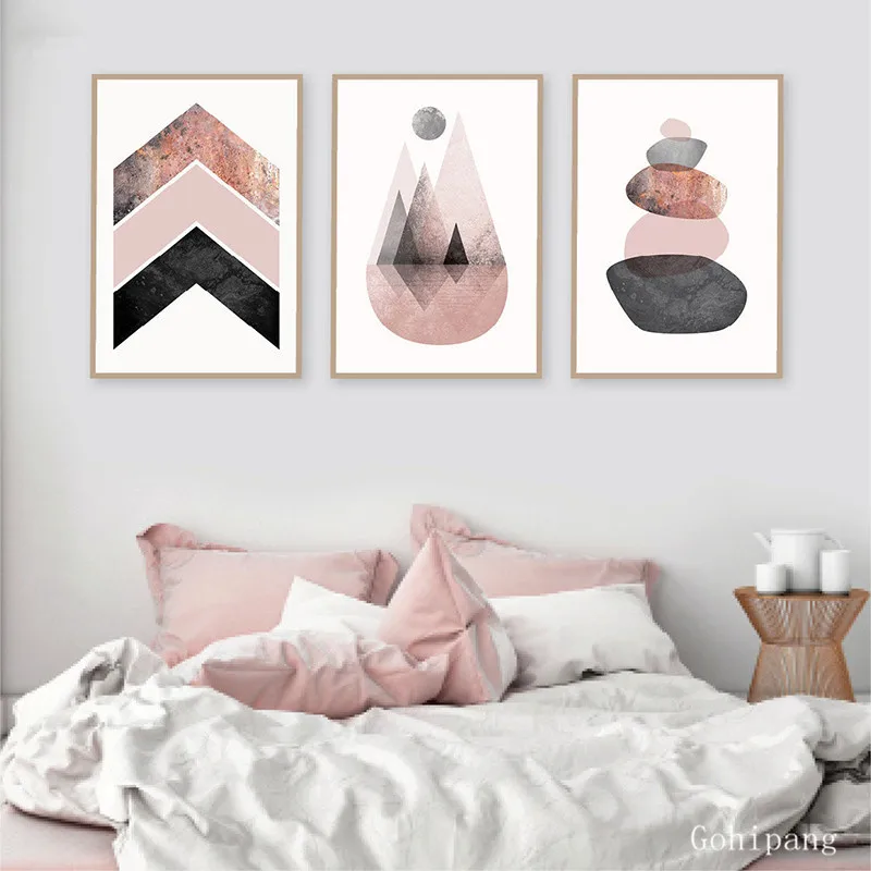 Скандинавские принты Постер розового и золотого цветов шевроны горы камни