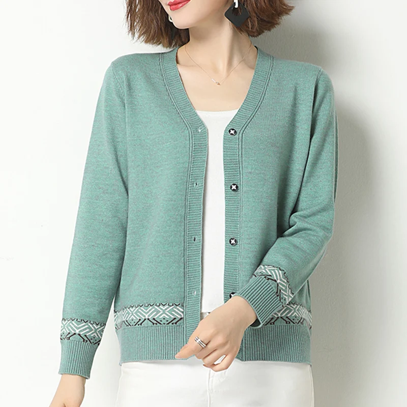 Кардиган женский трикотажный Радужный с V-образным вырезом на пуговицах 2020 |