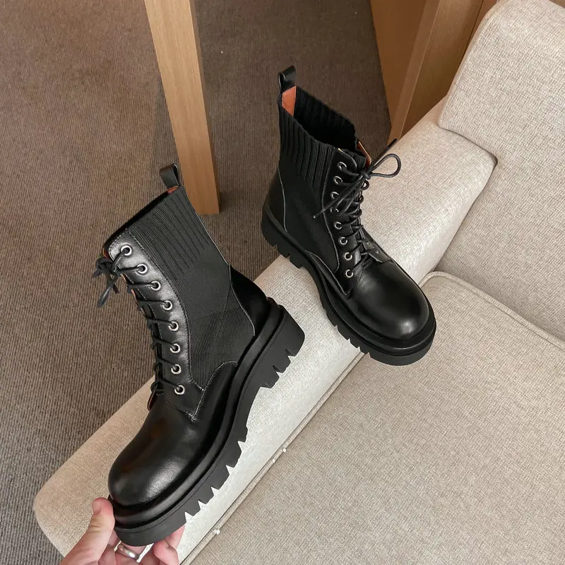 

Brogue Genuine Leather Female Short Boots Winter Newest Women Zipper Ankle Boots Party Basic Shoes Woman Square Heels