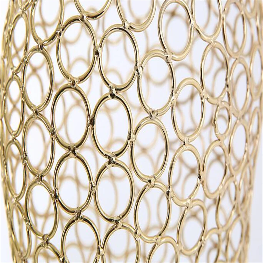 Женский манекен с вырезами декорированная тканью золотистая/Серебристая