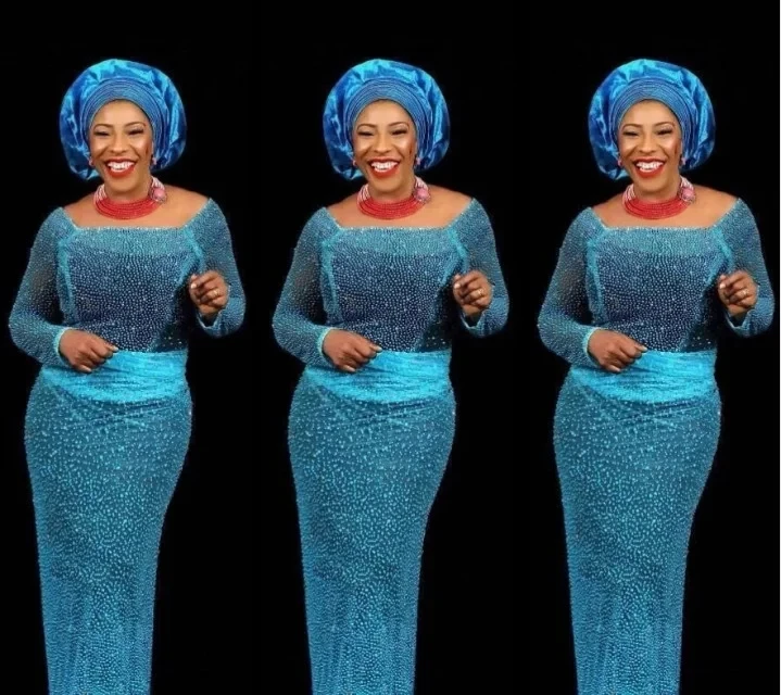 Синяя Высококачественная вышитая французская кружевная ткань с бусинами