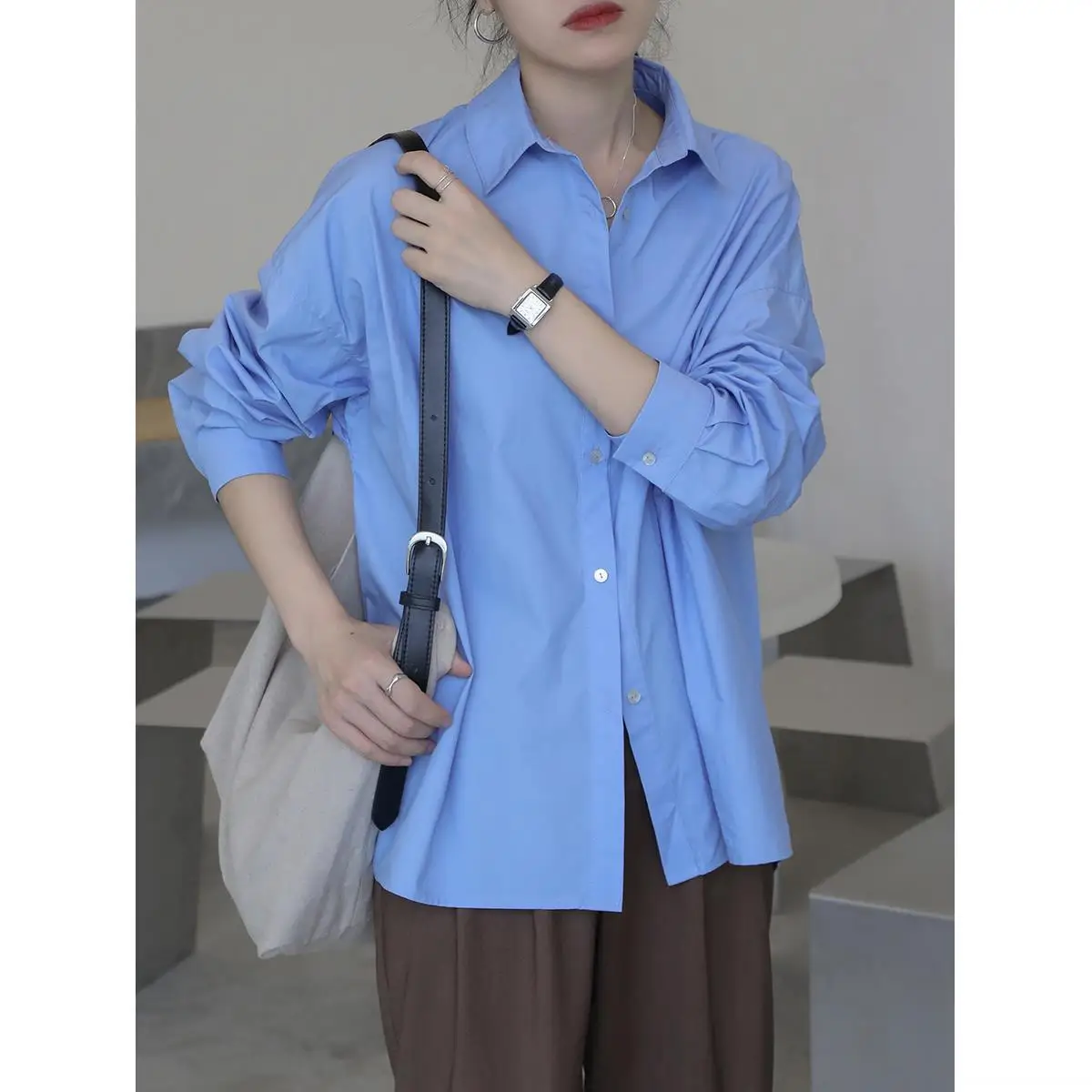 

2021 New Korean Style Single Breasted Blue Long-sleeved Shirt Female Fashion Casual Solid Color Temperament Loose Blouse Top W25