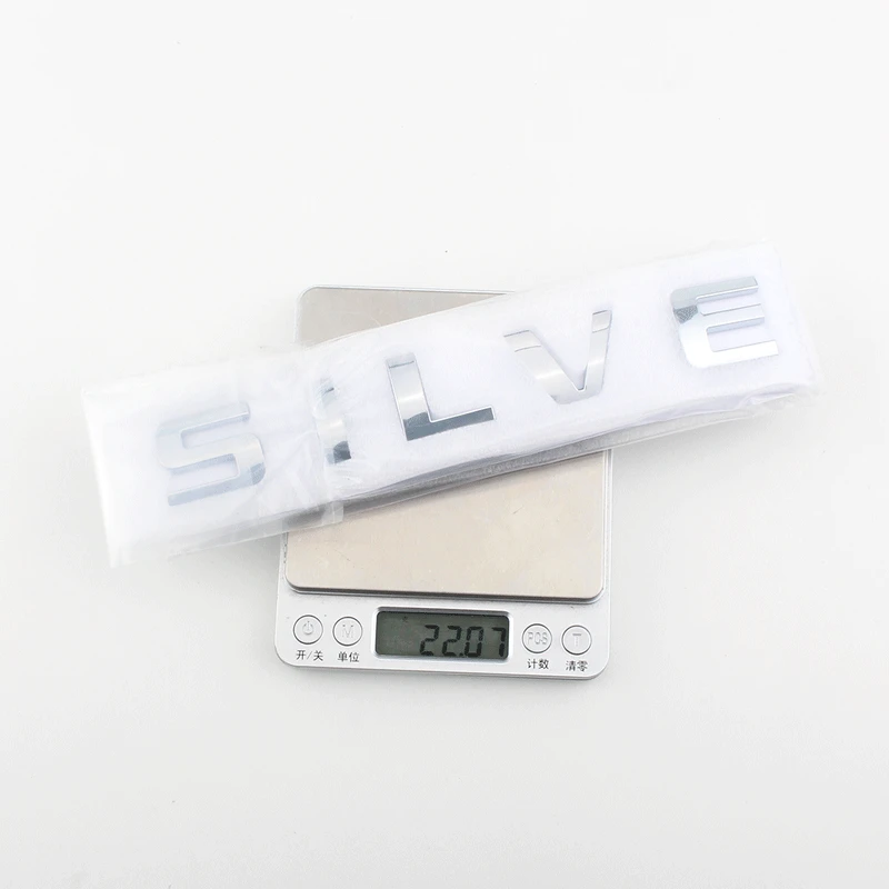 

1 PCS 3D ABS SILVERADO Badge Rear Door Emblem Car Stickers for Chevy Nameplate Liftgate Car styling Car accessories