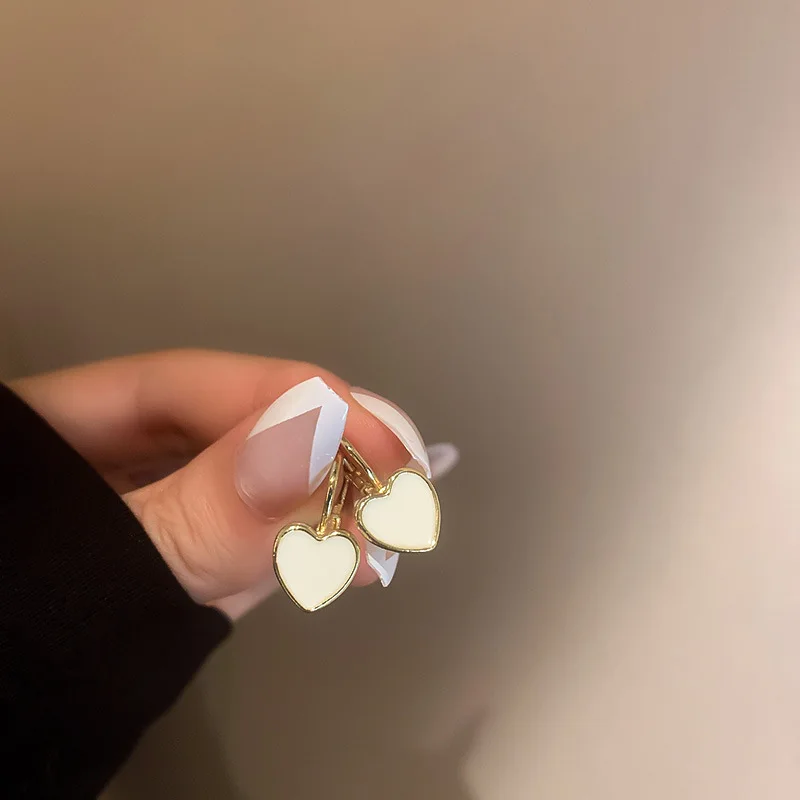 

Серьги-кольца KOFSAC женские с белыми сердечками, простые ювелирные украшения для ушей, модные ювелирные украшения золотого цвета, свадебные а...