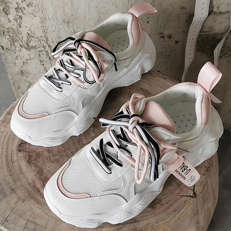 Кроссовки на платформе трендовая женская обувь толстой подошве для тренировок