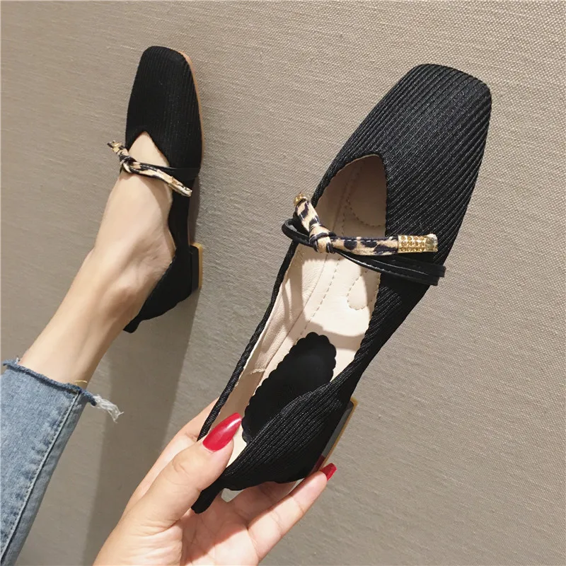 Туфли женские на шнуровке Однотонные эластичные вязаные лоферы плоская подошва