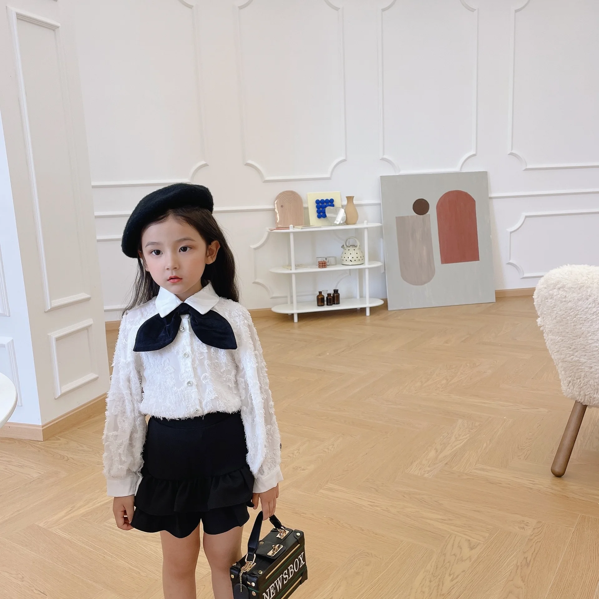 

Girl Autumn Suit Children White Shirt + Black Skirt Two-piece Suit Kids Clothing for Girls Fashion Sets