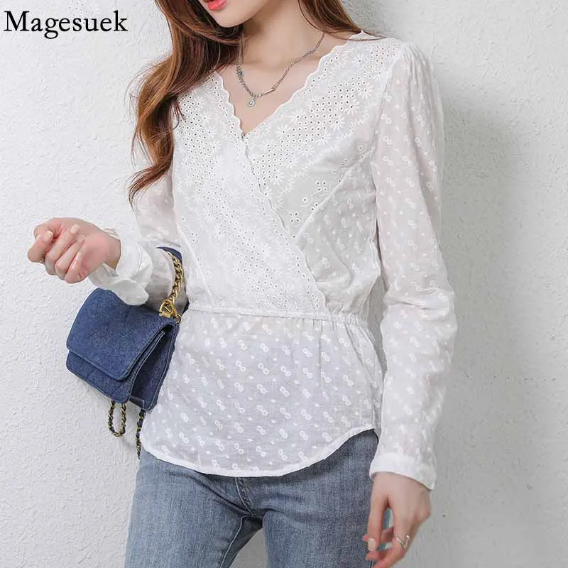 

V-neck White Lace Blouse Women Tops New 2021 Autumn Long Sleeve Tops Solid Sexy Lace Embroidery Clothes Chemisier Femme 16414