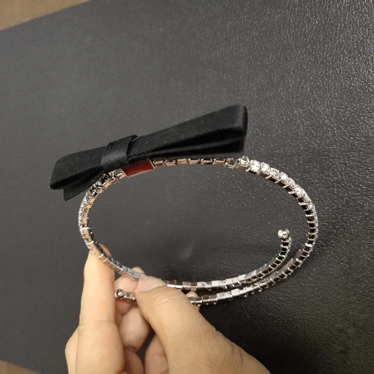 Новый Ошейник-чокер с инкрустированным черным бантом ожерелье знаменитостей