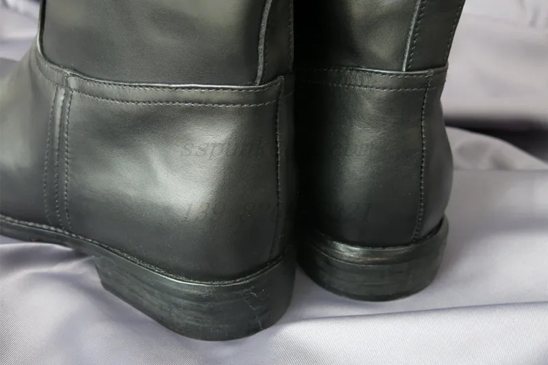 Немецкие ботинки с резиновой подошвой времен Второй мировой войны