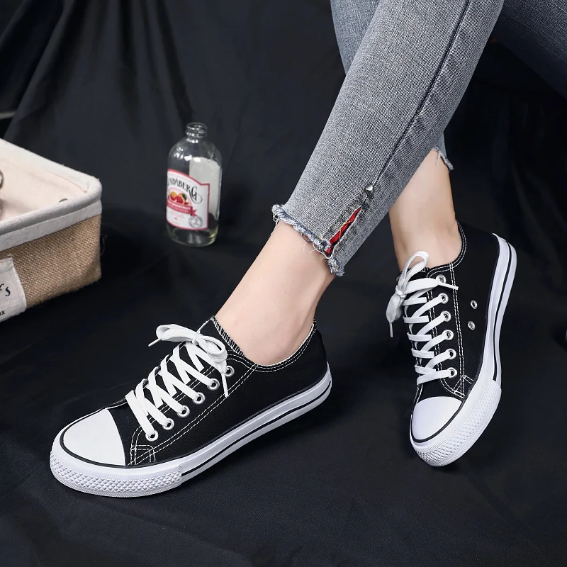Женские парусиновые кроссовки Белые Повседневные в Корейском стиле на плоской