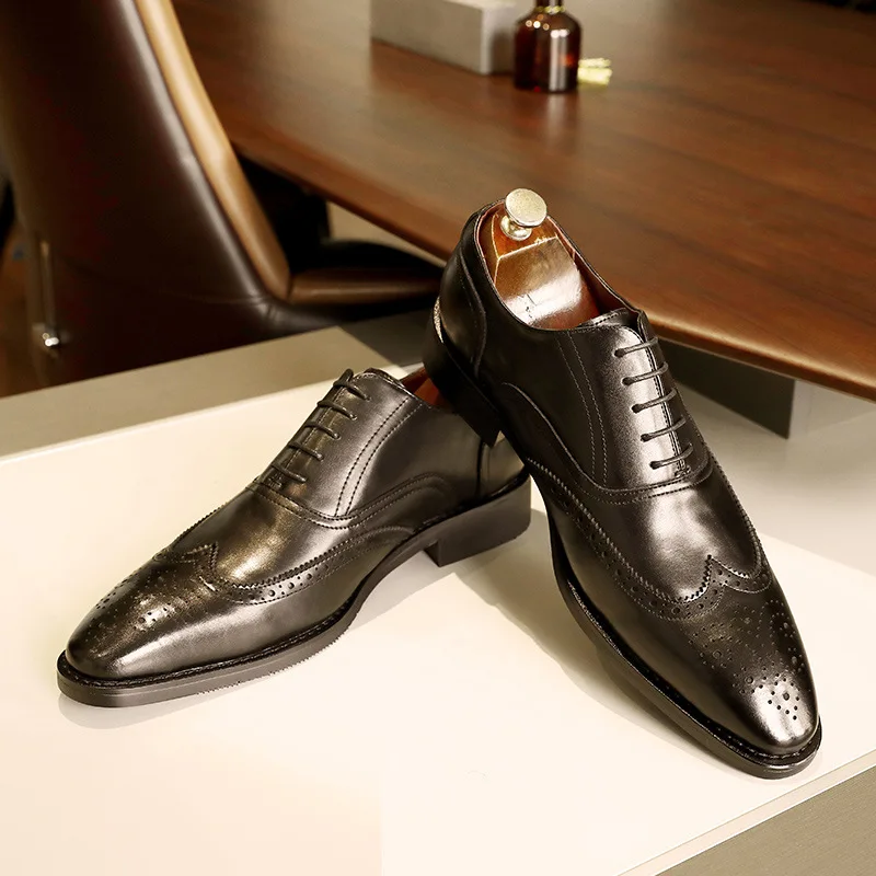 דסאי ברוק מגולף עור נעלי גברים של עסקים שמלת נעל גומי בלעדי שרוכים אלגנטי נטלמן פורמליות נעלי גברים נעלי אוקספורד
