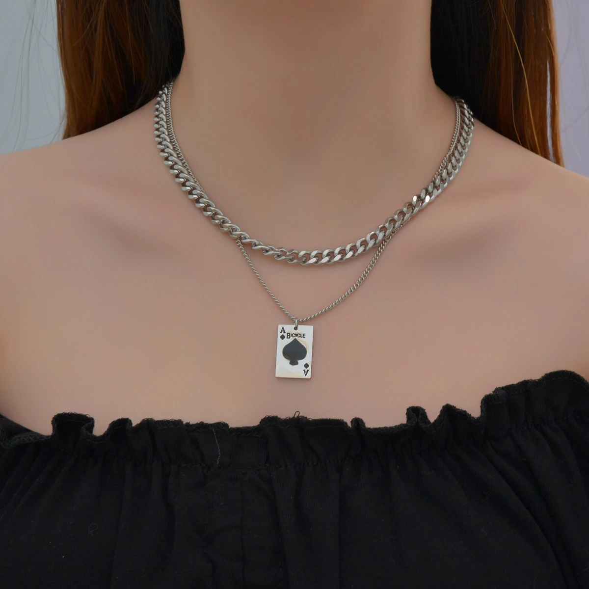 Ожерелье с игральными картами из нержавеющей стали серебристого цвета - купить