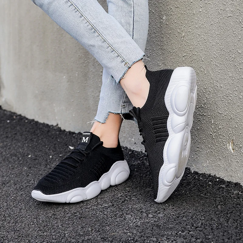 

Outdoor Running Shoes Gym Casual Women Lightweight Mesh Breathable Lace-up Non-slip Sports Shoes Sneakers Ladies Tenis Feminino