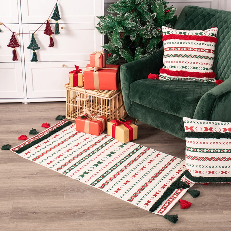 

Christmas Print Hand Woven Tassel Area Carpet Nordic Style Tufted Cotton Yarn Rugs Bed Bedside Floor Mats Entrance Door Mats