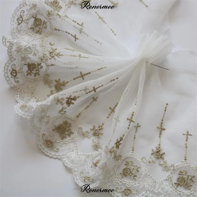 Мягкая фатиновая ткань цвета слоновой кости с золотой нитью вышивка Venise