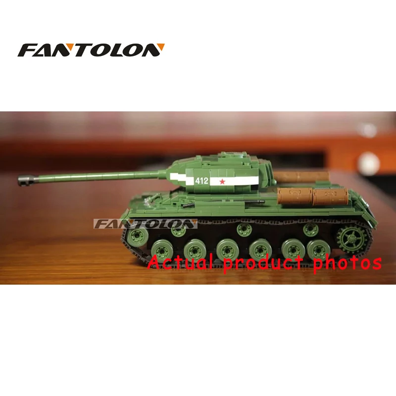 

1068Pcs Russia IS-2 Heavy Tank With 6 Commander Soldier Infantry Figures Military Building Block Brick Gift Toy For Kid