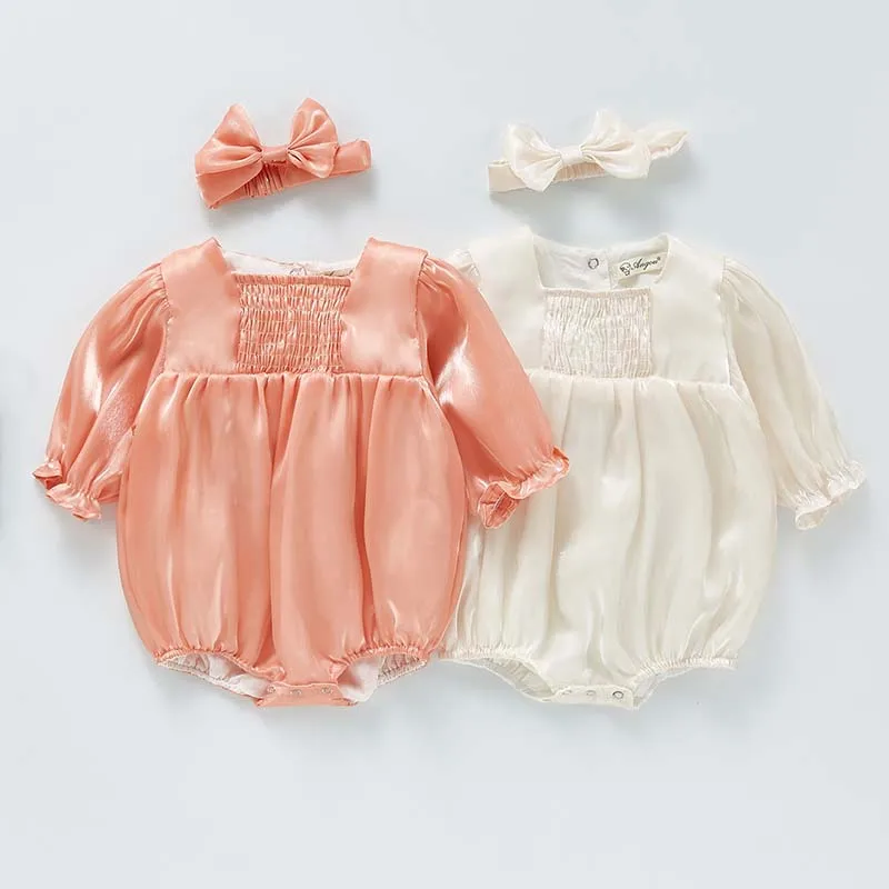 

Детское демисезонное боди с оборками на воротнике, из хлопка