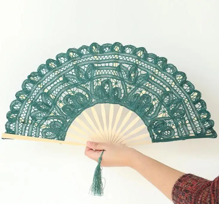 

Free Shipping Handmade 27cm Mixed Color Embroidered Lace Wedding Fan Wedding Gifts Party Favors Hand Fan Wholesale
