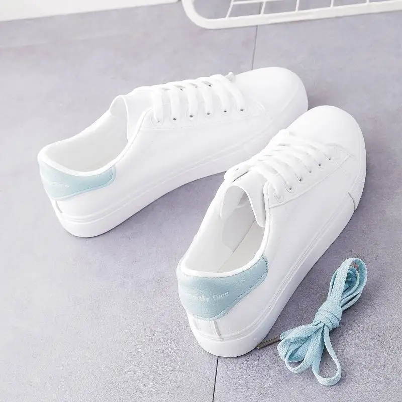 

Students Couples Shoes for Women 2021 Spring Autumn New Fashion Flat Casual Shoes Lightweight Breathable Leisure Sneakers Ladies