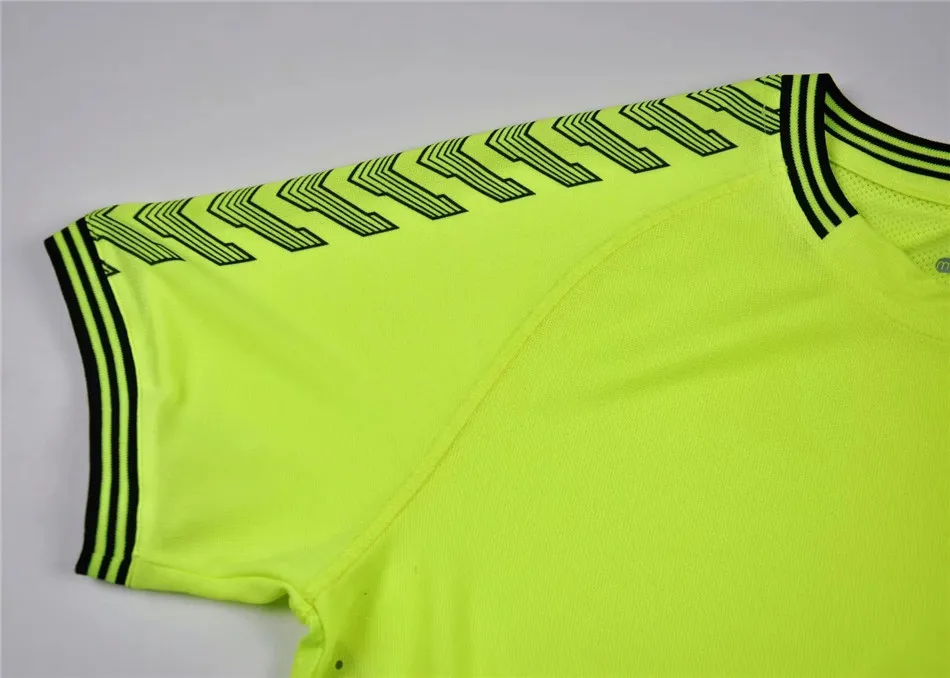 Jersey Blank Football Men Soccer Survetement Uniform Adult CustomizeTraining Tracksuit Uniforms Shirt with Shorts Suits New Set