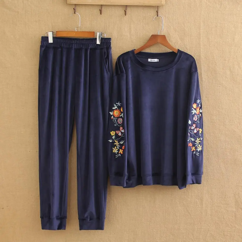 Весенне-осенняя одежда больших размеров новый костюм для спорта и отдыха из двух