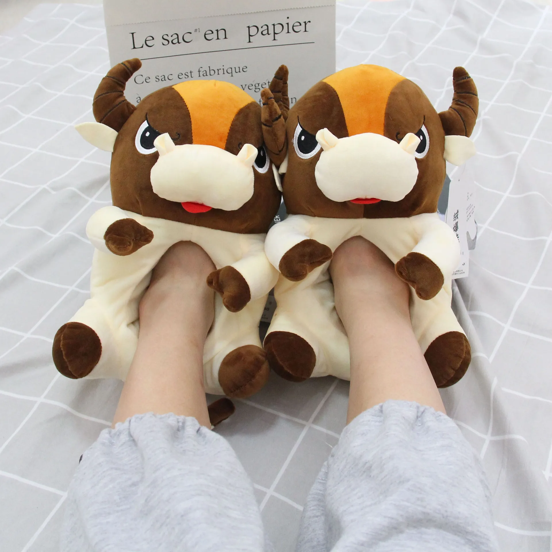 Cartoon Cattle Plush Slippers For Women Winter Fuzzy Warm Female Shoes Slides Cute Animals OX Furry Cotton Slipers For Ladies