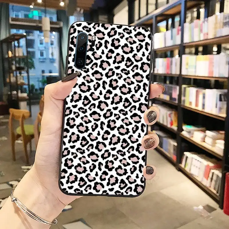 

Ottwn Leopard Print Pattern Phone Case Funda For Huawei P9 P10 P20 P30 Lite 2016 2017 2019 plus pro P smart