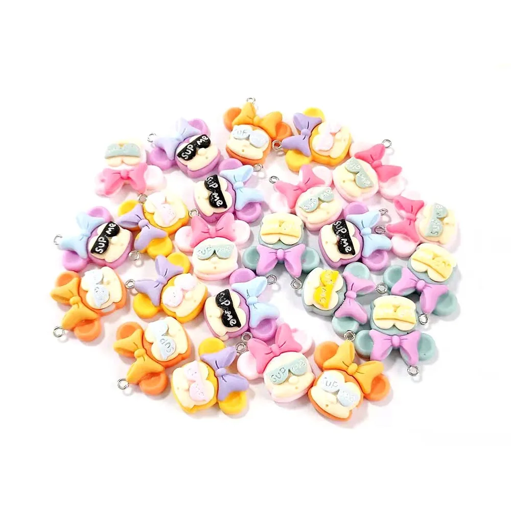 100pcs Mixed Heart Mouse Star Charms Picked at Random T040