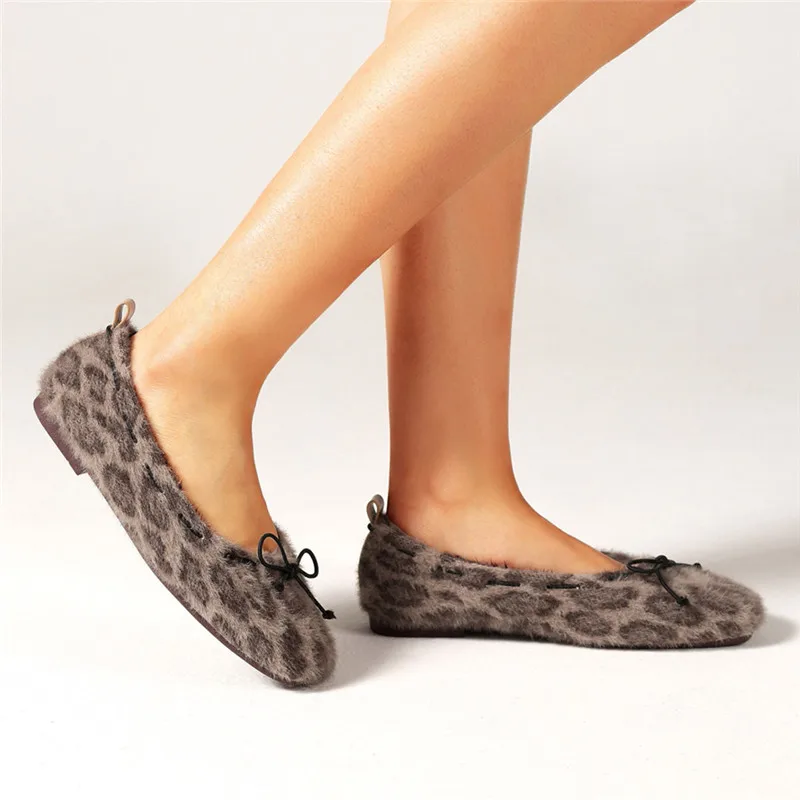 2019 женская обувь на плоской подошве Модные женские Леопардовые балетки зимние