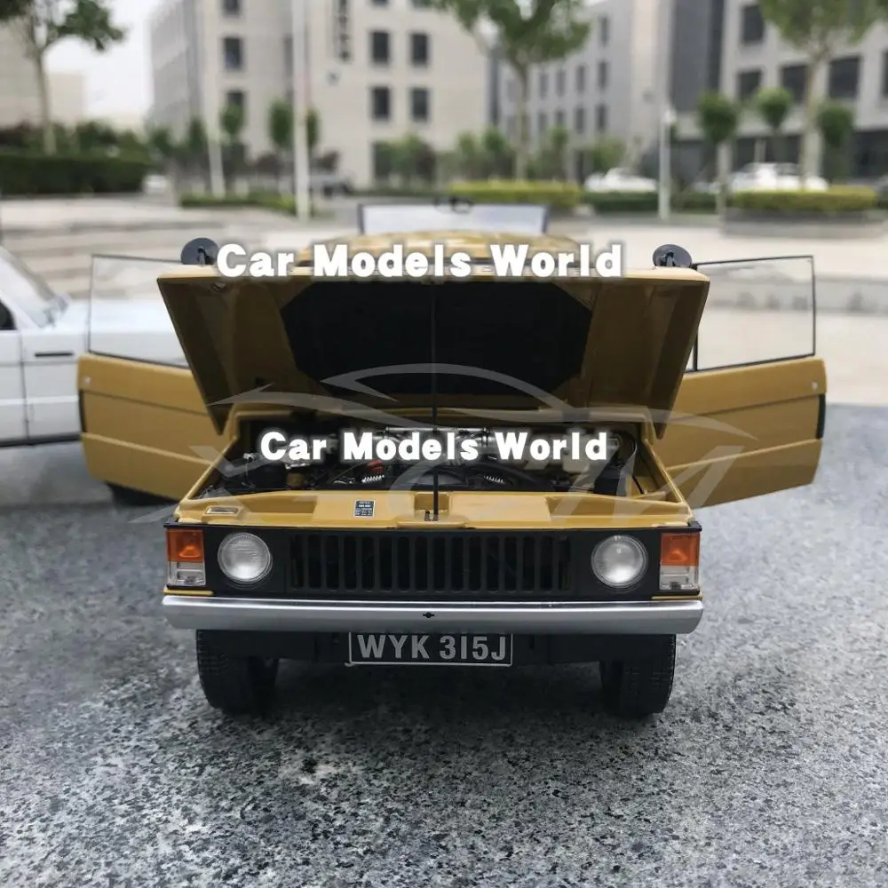 Diecast Car Model Almost Real 1970 1:18 (Yellow) + SMALL GIFT!!! |