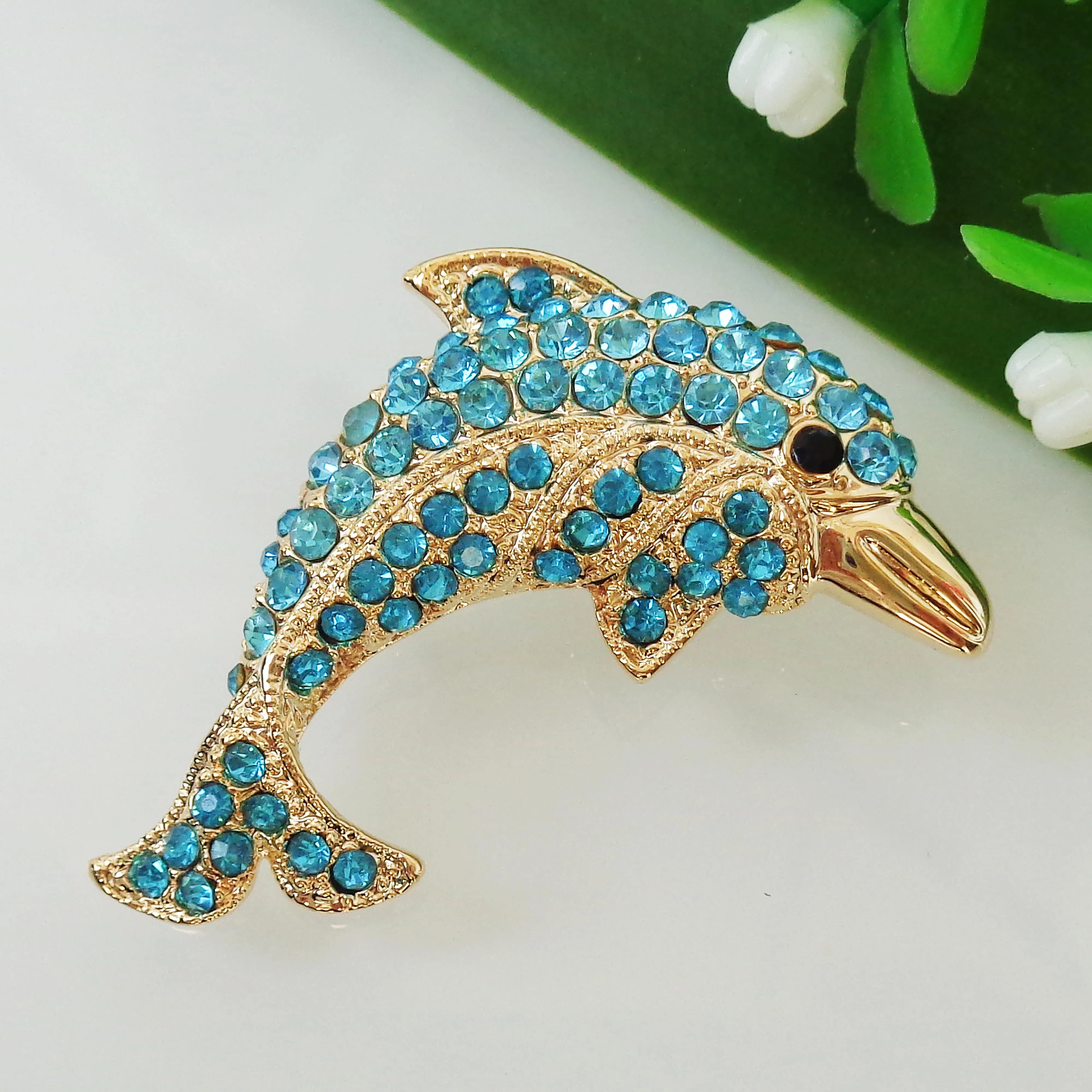 Брошь Navachi в форме дельфина морской свиньи яркая стразы прыгающая рыба желтая