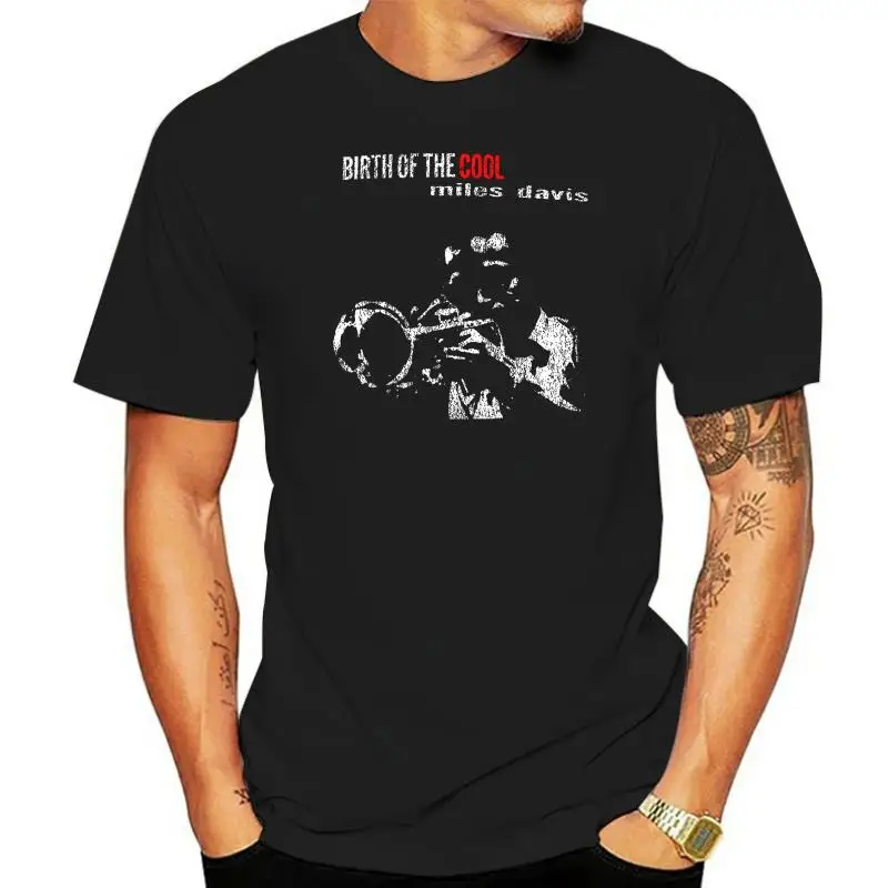 

Футболка с изображением милса Дэвиса, крутая черная футболка в стиле ретро с изображением исторической джазовой музыкальной группы, унисек...
