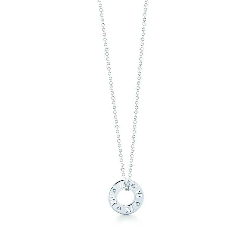 

Personality, fashion boutique inlay zircon hollow circular pendant necklace