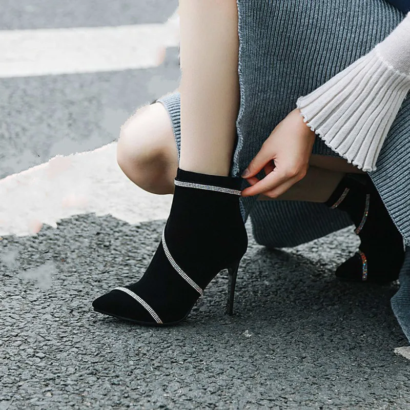 

Women's Boots The New Autumn And Winter Pointed zipper Crystal High heel Ankle boots Women's shoes plus size 33-43 9.5cm high