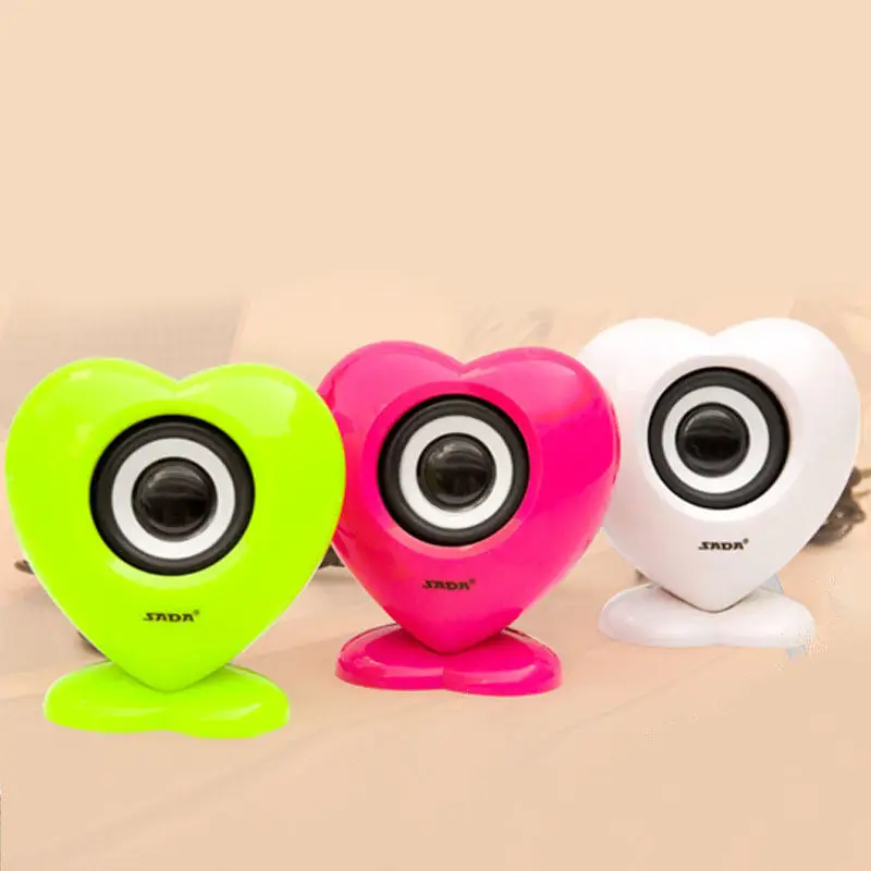 

1 Piece Mini USB Speaker 3.5MM 2.0 Channel AUX Wired Laptop Speaker Lovely Heart-shape Small Computer Speakers for PC Phones MP3