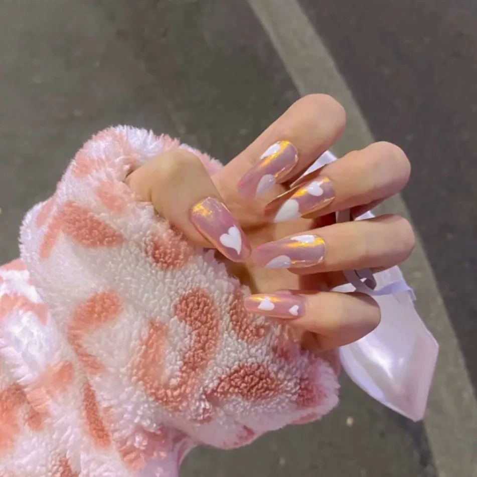 

24PCS-AKPD-109 Pink Golden Heart Light Fake Nail Sheet Wearing Nail Sticker Finished Nail Sheet Sticker 24 Pieces Nail Sticker