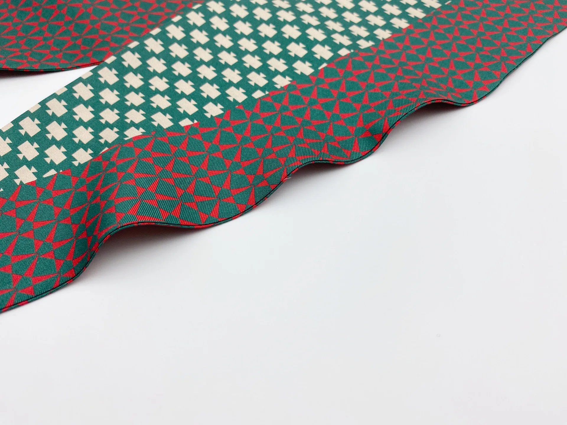 

Retro silk ribbon scarf double layer mulberry silk ribbon scarf hair ribbon women's hair ribbon live broadcast
