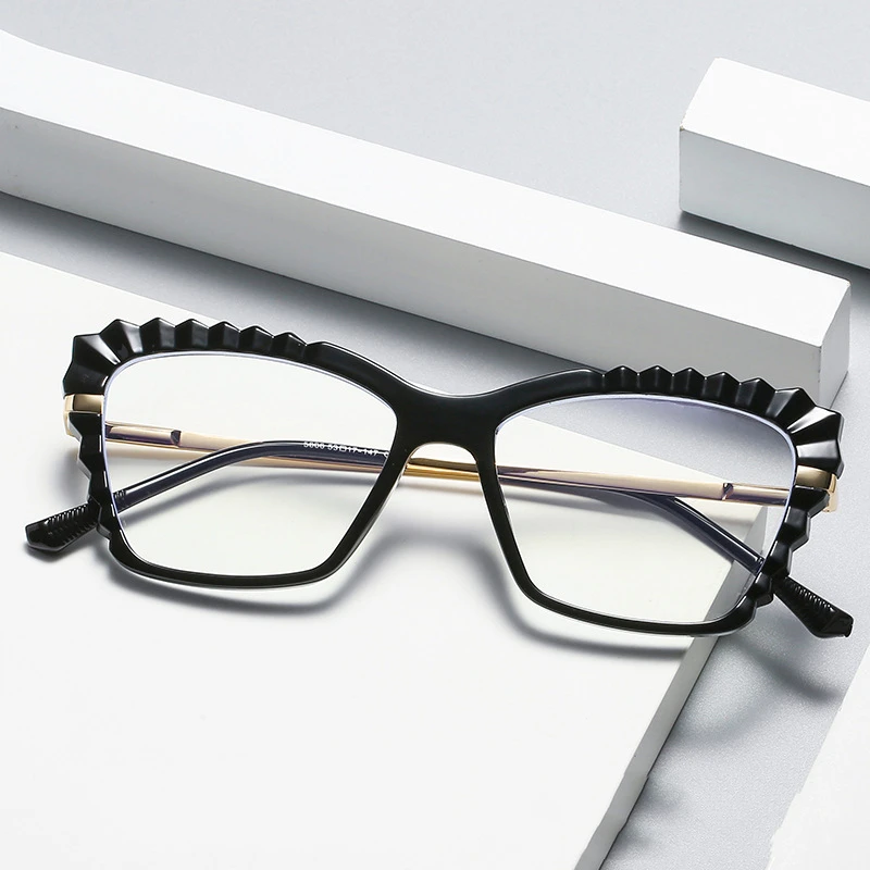 Новое поступление очков оптом дешевые горячие продажи женские модные очки