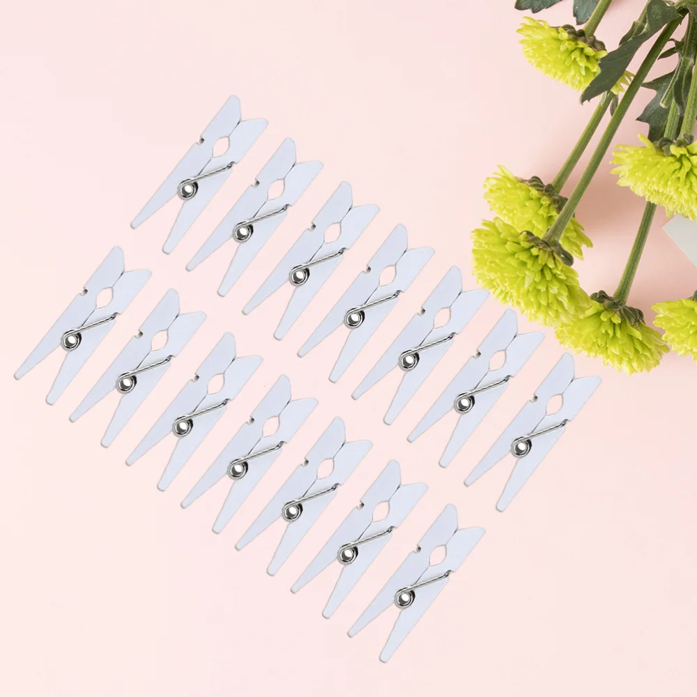 

200pcs Mini Wooden Photo Clips Mini Clothes Clip Multi-function Paper Message Pegs 3.5cm