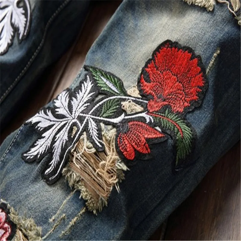 Men's Large Size Straight Tube Slim Casual Fashion Joker Embroidery Rose Trend Retro Blue Middle Waist Denim Trousers