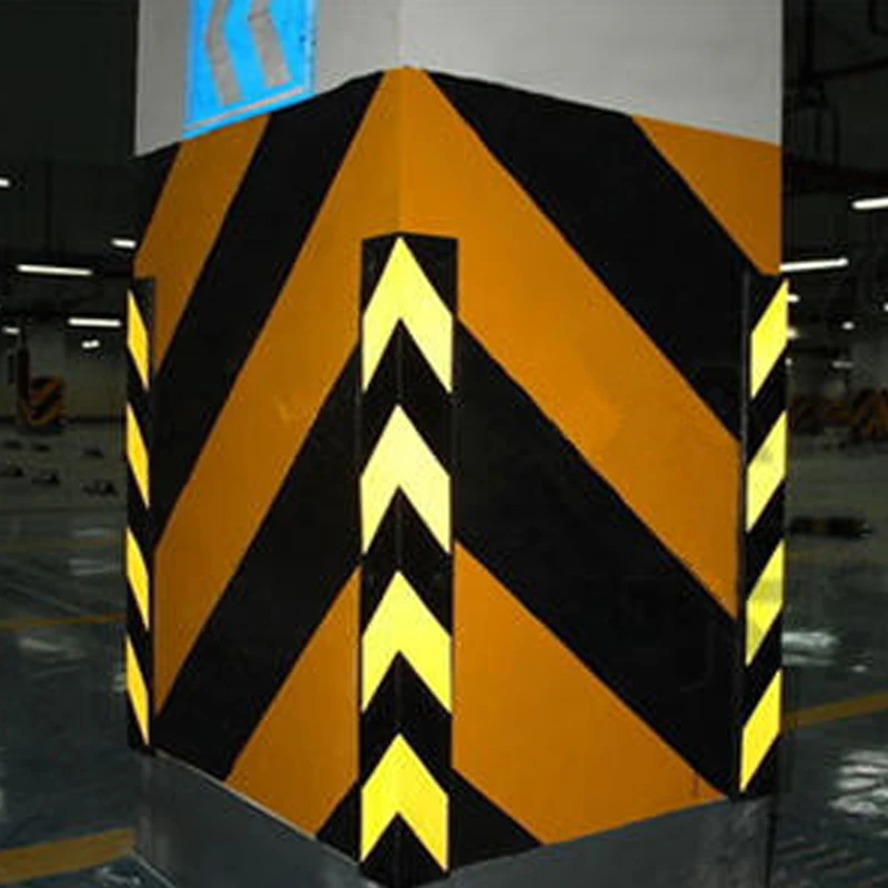 Защитная светоотражающая лента наклейки предупреждающая со стрелками для
