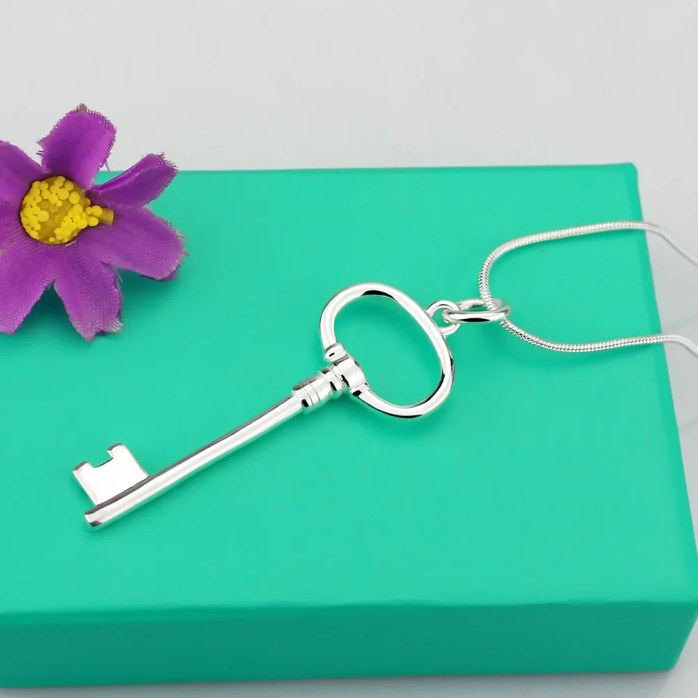 

Christmas Gift Fashion 925 Silver Necklace Women Cute Shiny Long Lock Key Choker Drop Pendant Clavicle Chain Necklaces Jewelry