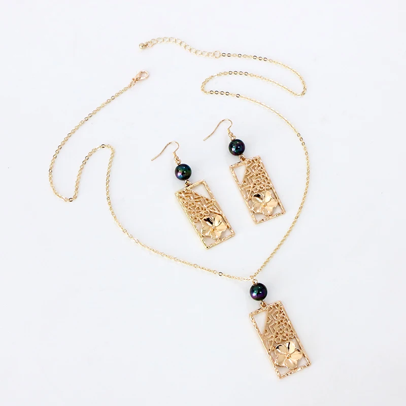 Комплект украшений из ожерелья сережек жемчуга полинезийского Гавайского Самоа