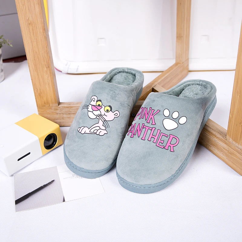 Зимние тапочки с рисунком розовой Пантеры Мужская домашняя Нескользящая теплая