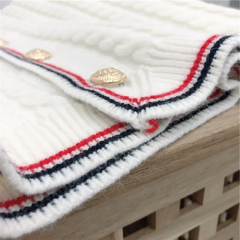 

Women Knitted Cardigans Sweater 2020 Fashion Autumn Long Sleeve Loose Coat Casual Button Cloths Thick V Neck Solid Female Tops