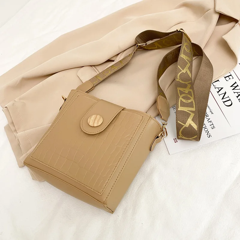 

2021 Brand New Portable Square Bag Fashion Women'S Bag Casual Shoulder Crossbody Bag Female Large Capacity Tote Handbags XBL1498