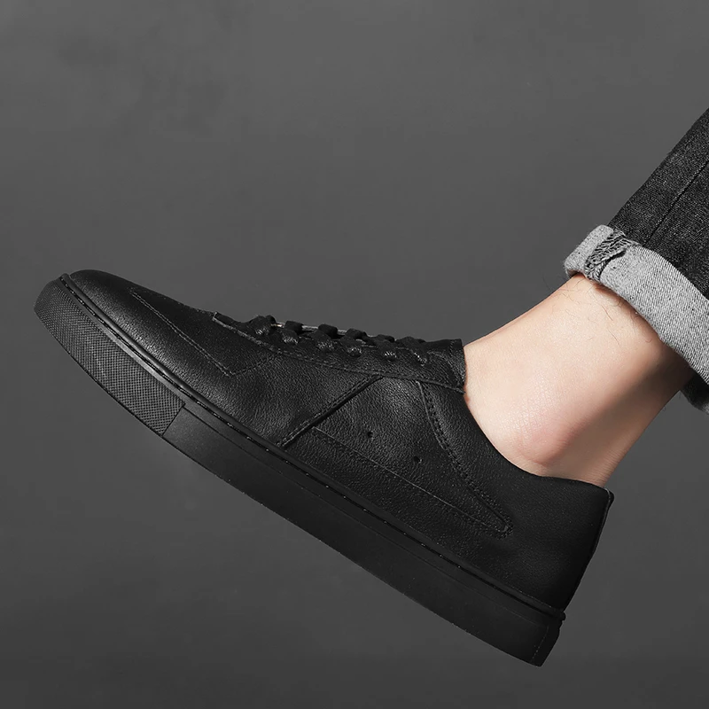 

Men genuine Leather Shoes Casual Fashion Soft Shoes black White Designer Sneakers New Lace up Comfort Shoes Man Black Flat Shoes