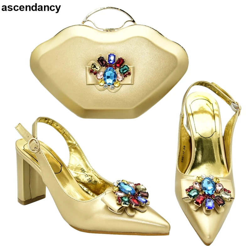 Итальянская женская обувь и сумочка в комплекте украшенные стразами женские