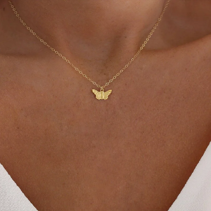 

Chic Butterfly Necklace Silver Gold Star Heart Butterflies Pendant Necklace for Lady Elegant Girls Jewelry Charms 2020 Fashion